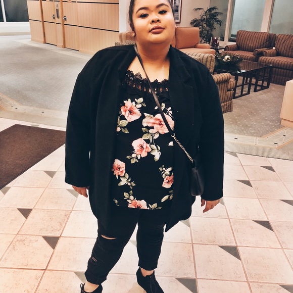 Meet your Posher, Maria - Picture 7 of 8